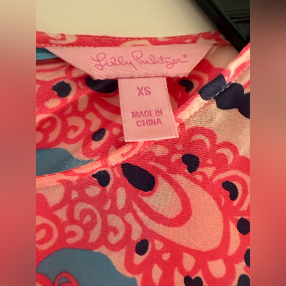 Lilly Pulitzer Silk Coral and Navy Swirl Top